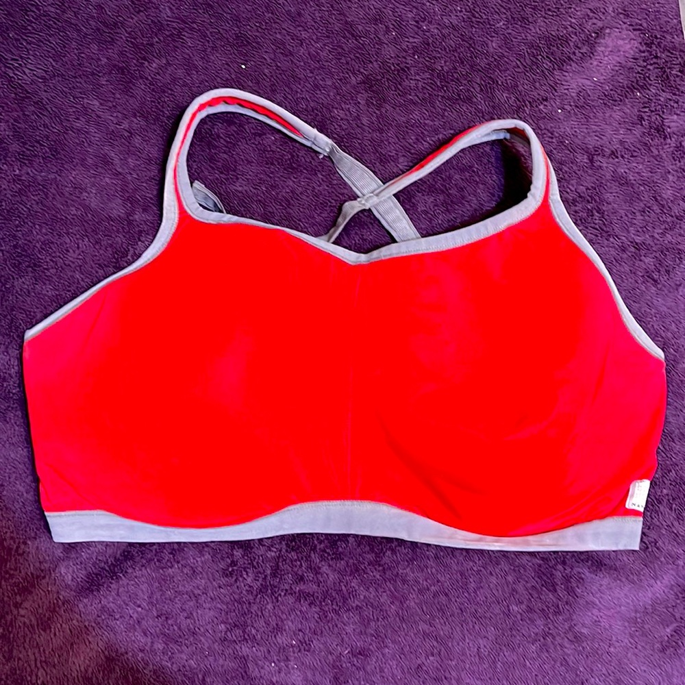 Natori Yogi Underwire Sports Bra (38 DDD/38F) - Picture 3 of 8